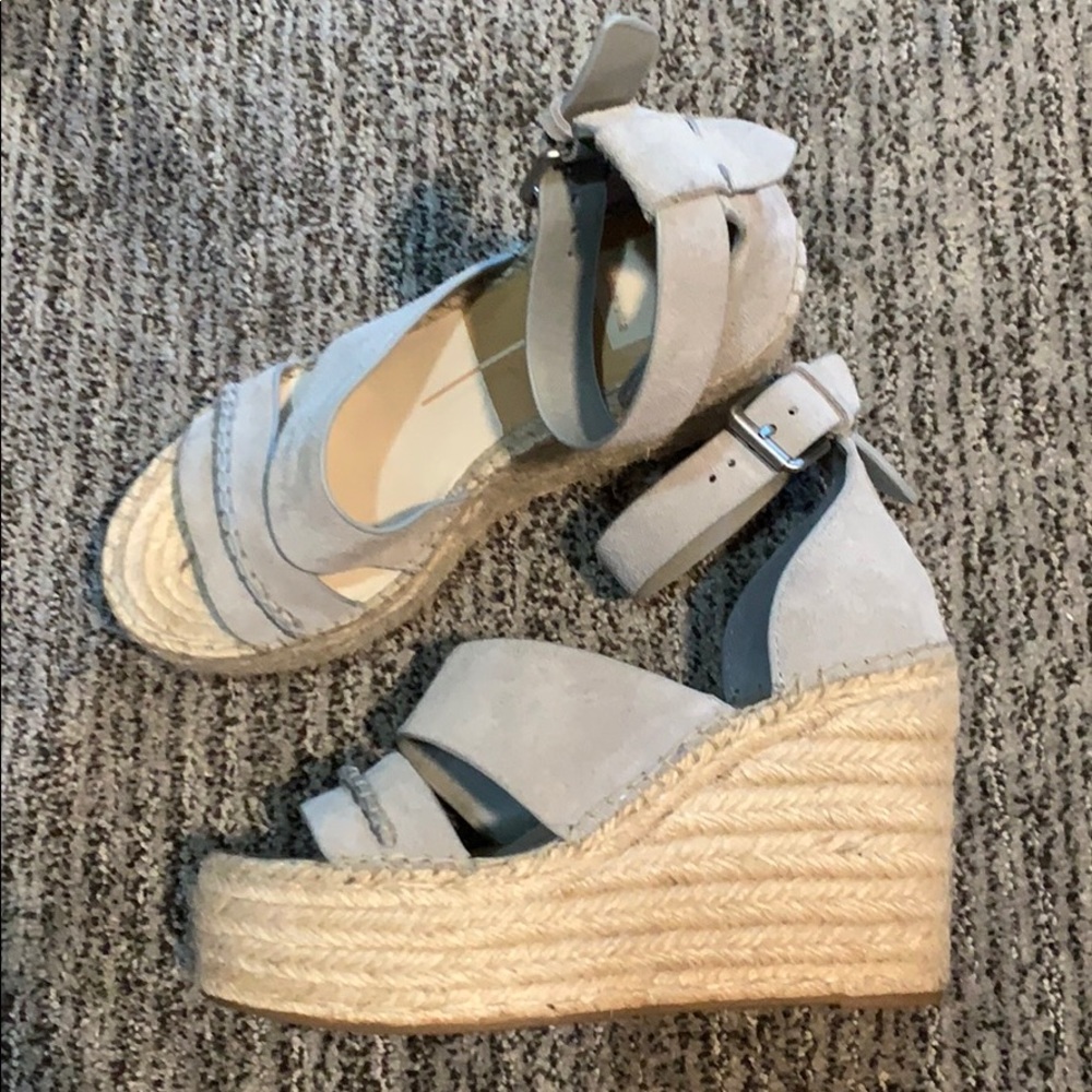 Dolce Vita Simi Wedge Sandal in Smoke - sz 6